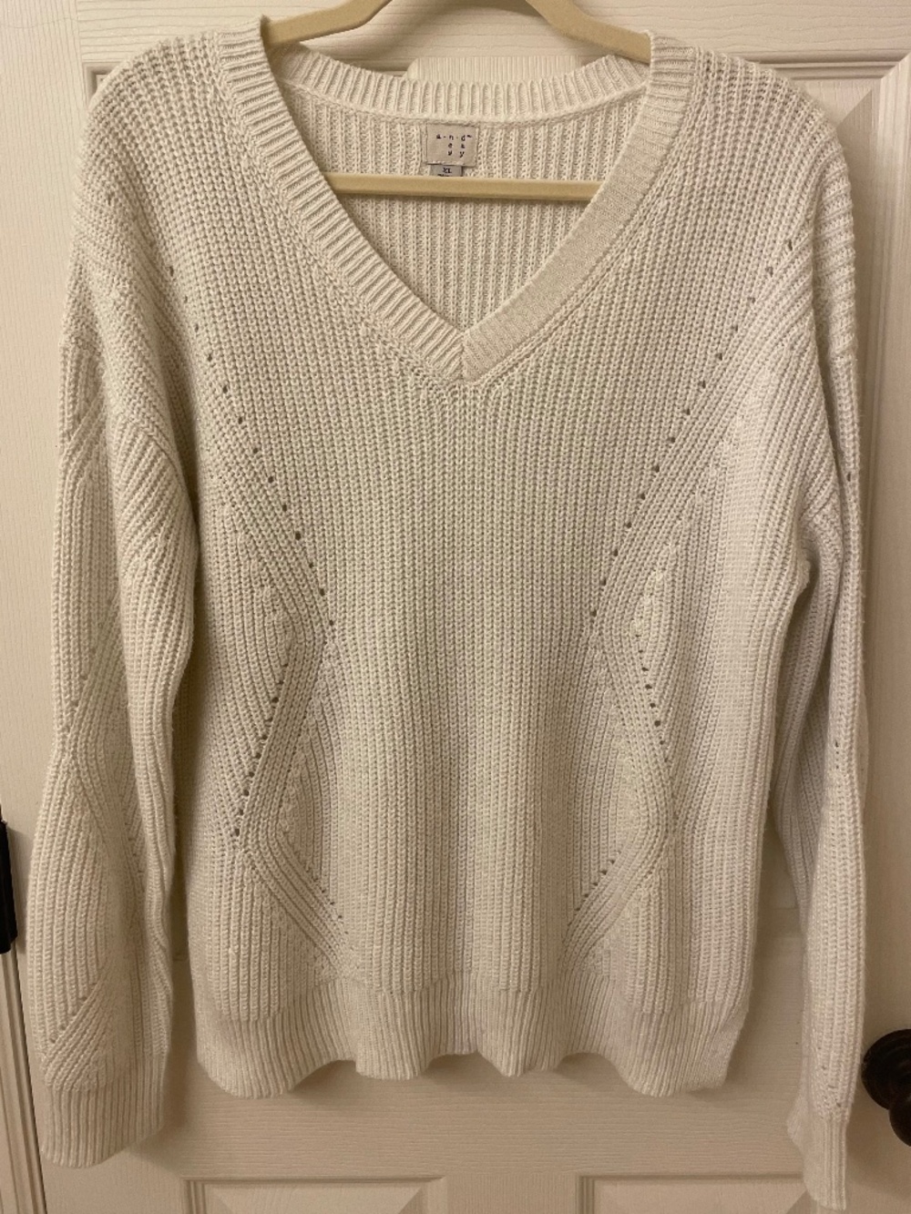 A NEW DAY Knit Sweater ✰ Cream Color ✰ XL